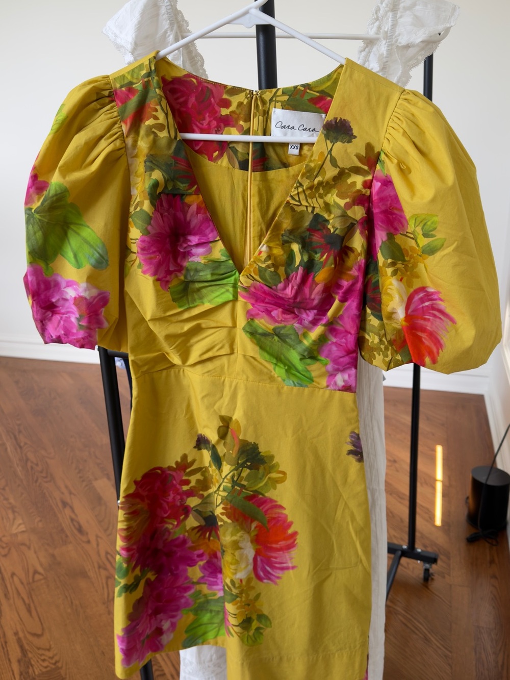 Cara Cara Mustard Yellow Floral V-Neck Puff Sleeve Dress